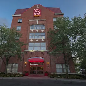 Hotel Red Roof Plus+ Downtown - Convention Center